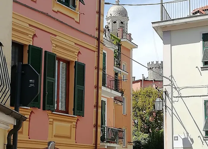 Appartamento Con Giardino, Terrazzo E Garage A Due Passi Dal Mare E Dalle Cinqueterre