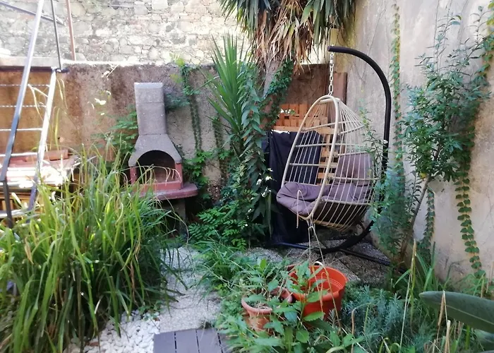 Appartamento Con Giardino, Terrazzo E Garage A Due Passi Dal Mare E Dalle Cinqueterre